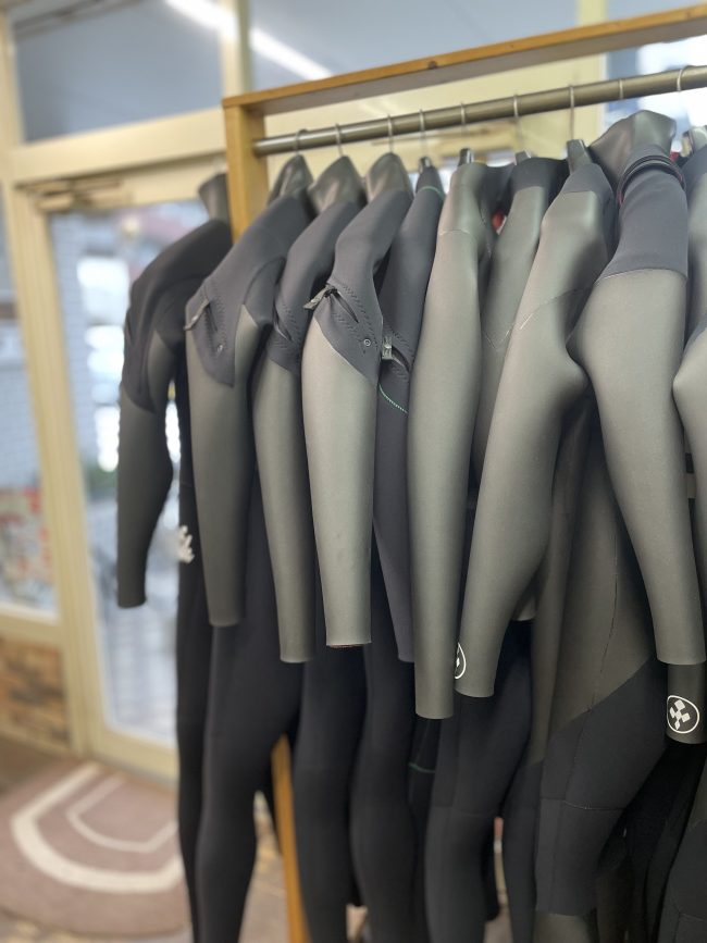 WETSUITS LABO – 湘南藤沢市辻堂でウェットスーツの製作・販売・修理を行っています。